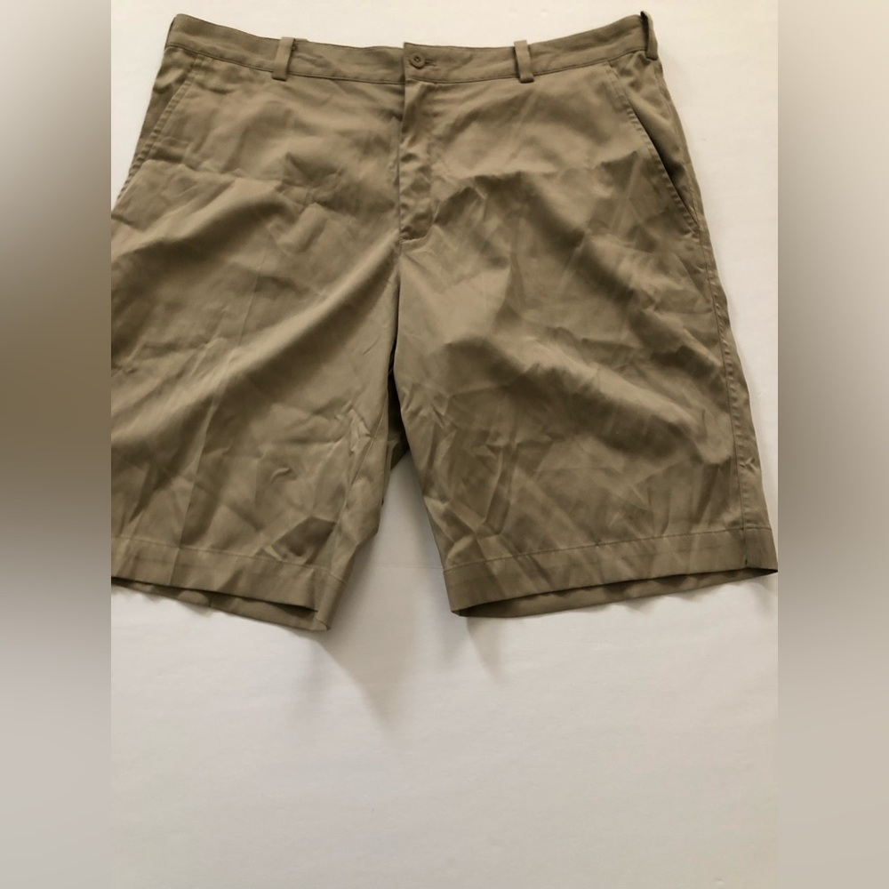 Nike Golf Tour  Men's Golf Shorts Size 36 DRI-FIT Stretch Active